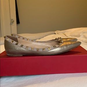 Valentino Rockstud Metallic Flats (36)